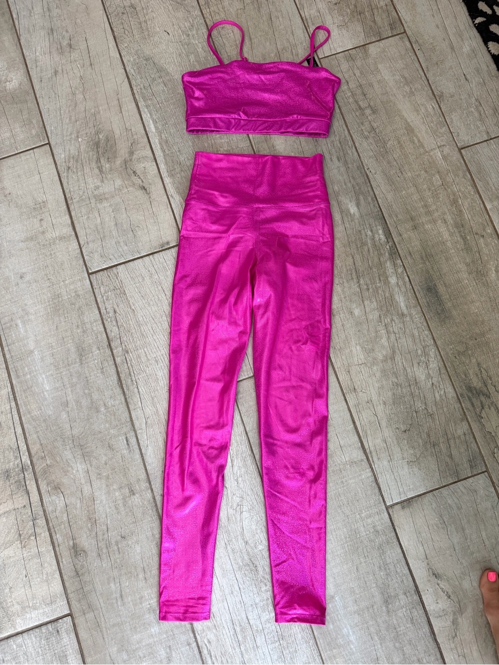 Beach Riot Hot Pink set